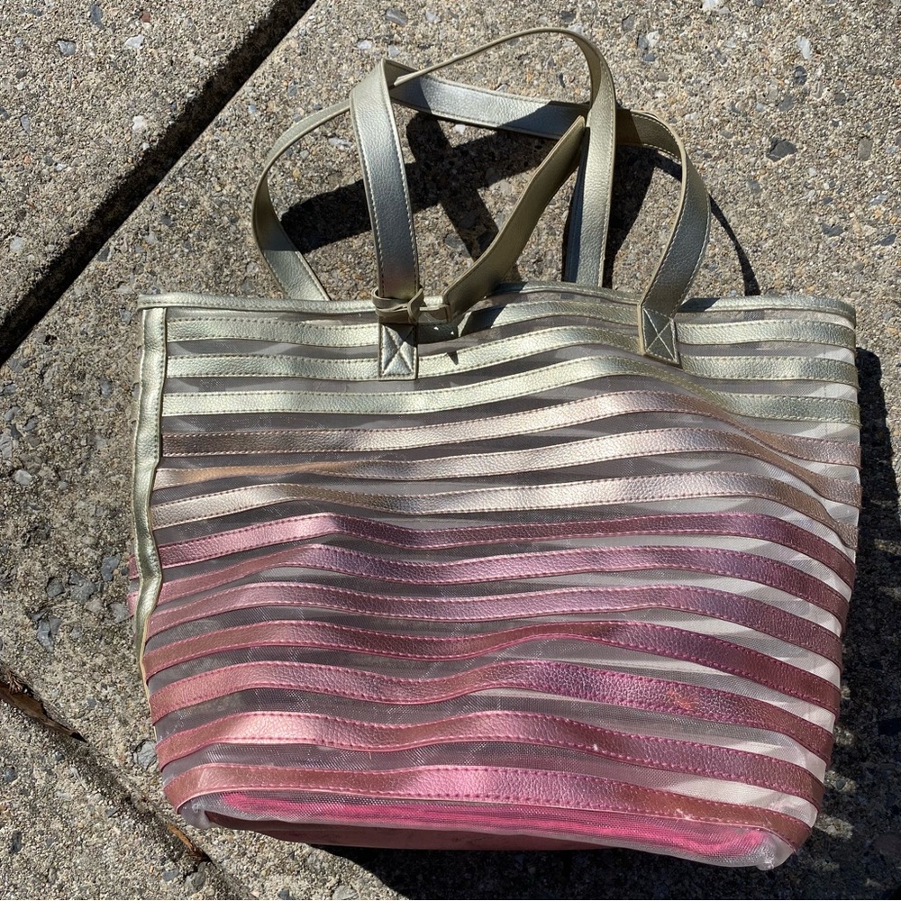 4/$20 Victoria’s Secret Beach Tote Bag Gold Pink